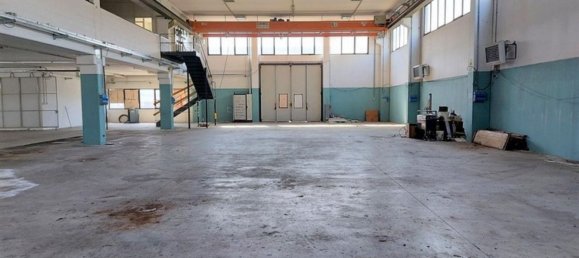 Склад 1293м² в Гальганьяно, Италия № 378476 12