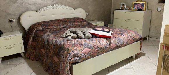 Edificio de 5 habitaciónes en Caivano, Italy No. 296237 9