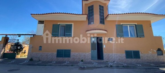 Edificio de 5 habitaciónes en Caivano, Italy No. 296237 10