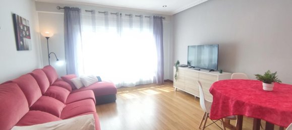 4 bedrooms Apartment in Oviedo, Spain No. 172729 2