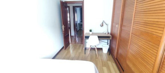 4 bedrooms Apartment in Oviedo, Spain No. 172729 30