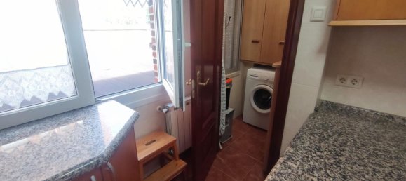 4 bedrooms Apartment in Oviedo, Spain No. 172729 14