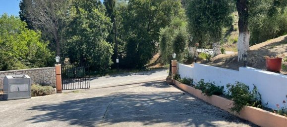 1200m² Townhouse in Corfu, Greece No. 3877 10