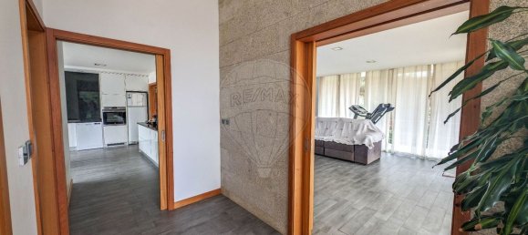 3 bedrooms House in Vila Real, Portugal No. 22844 9