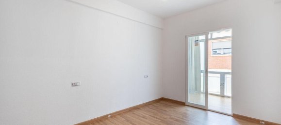 Apartamento de 3 dormitorios en Granada, Spain No. 148240 9