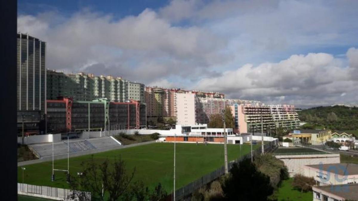 4 bedrooms Apartment in Lisbon, Portugal No. 4899