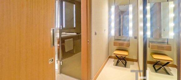 2 bedrooms Apartment in Burj Khalifa, UAE No. 33269 12