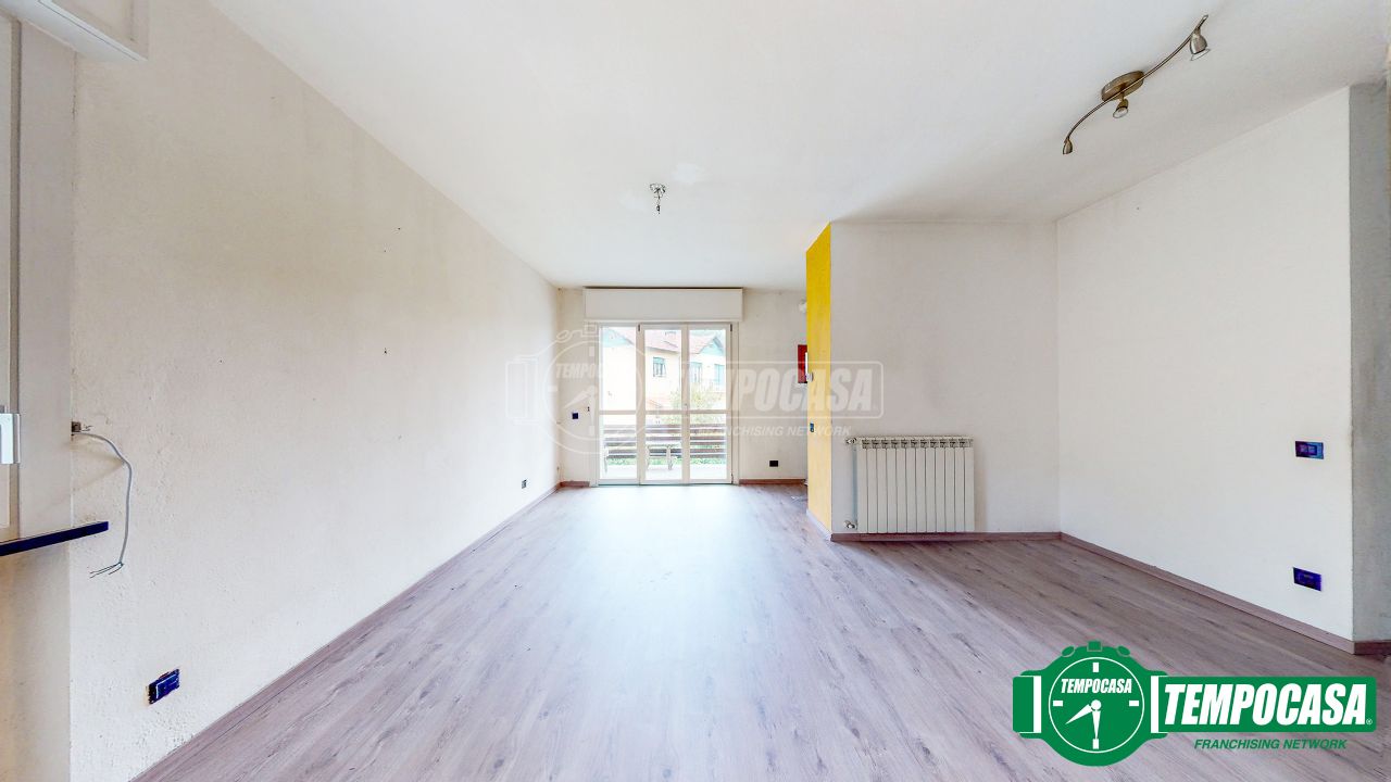 2 bedrooms Apartment in Lerma, Italy No. 148572