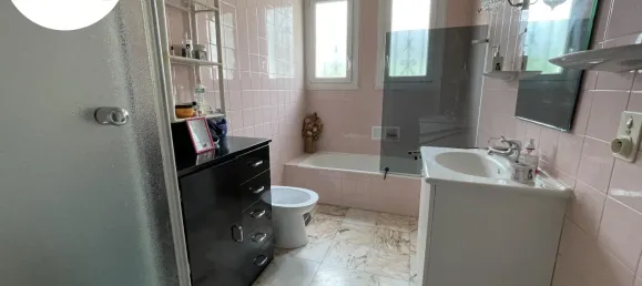 4 bedrooms House in Pau, France No. 352766 8