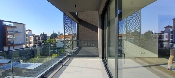 3 bedrooms Apartment in Germasogeia, Cyprus No. 749 12