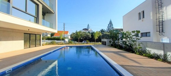 3 bedrooms Apartment in Germasogeia, Cyprus No. 749 2