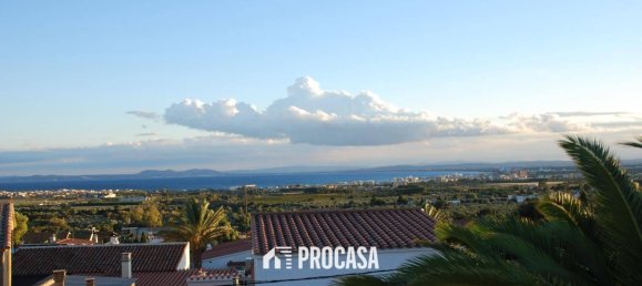 5 bedrooms House in Roses, Spain No. 161962 3