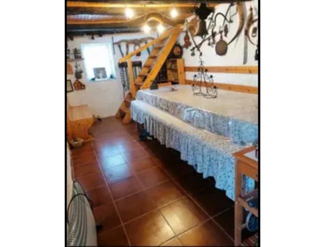 2غرفة منزل في Isola del Cantone, Italy رقم 253709