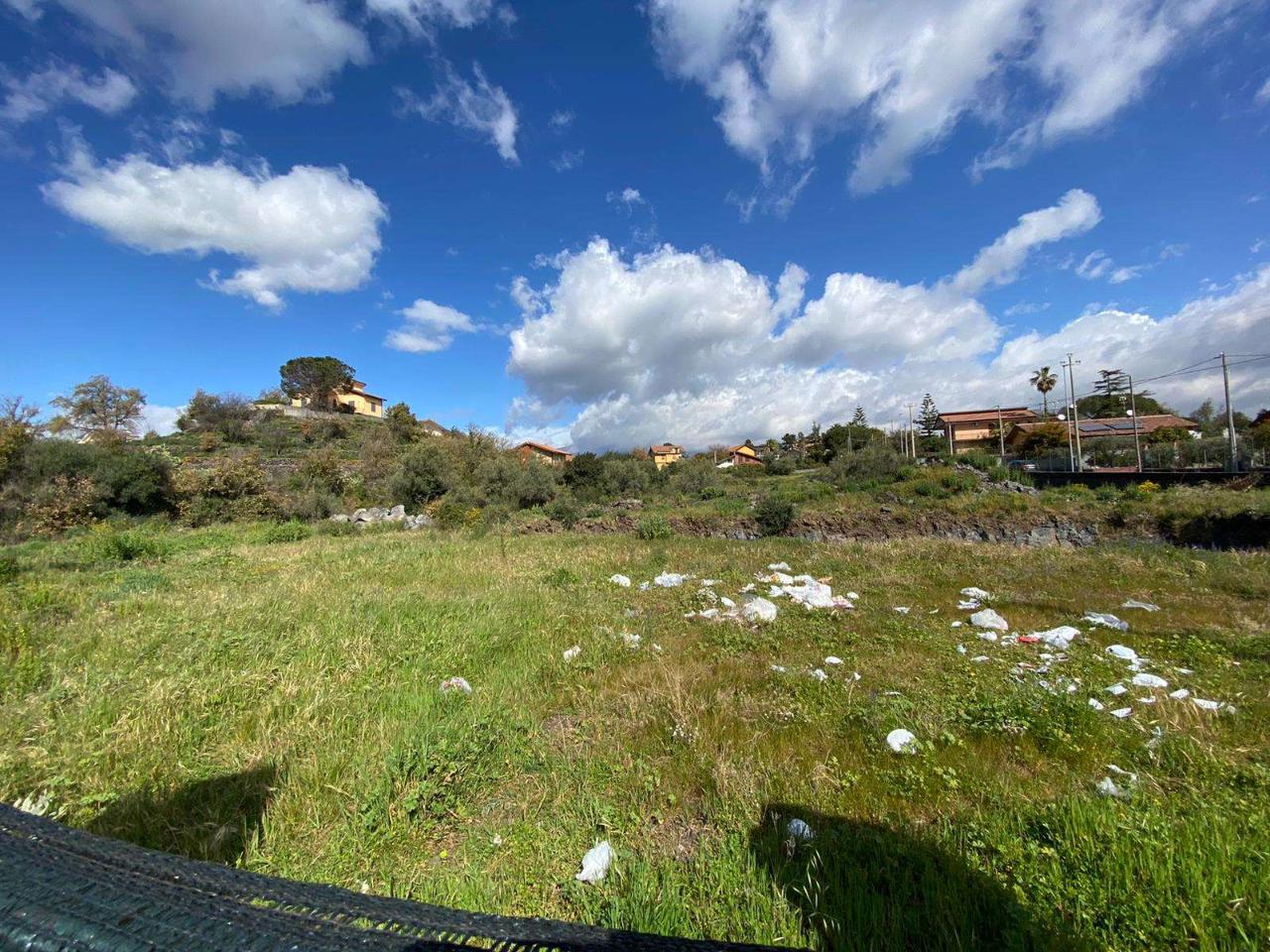 Terreno de 1 habitación en Mascalucia, Italy No. 67100