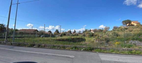 Terreno de 1 habitación en Mascalucia, Italy No. 67100 9