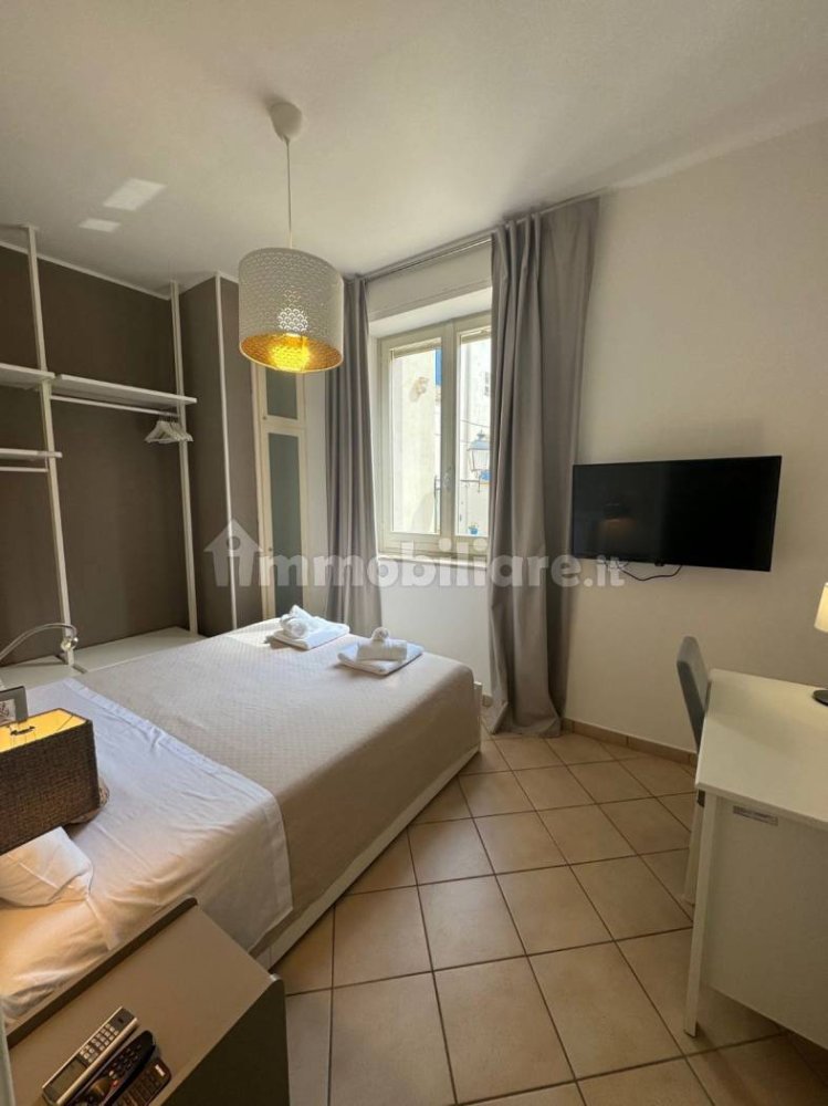 Edificio de 5 habitaciónes en Otranto, Italy No. 124959