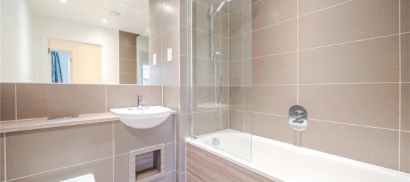 1 bedroom Apartment in London, United Kingdom No. 12239 9