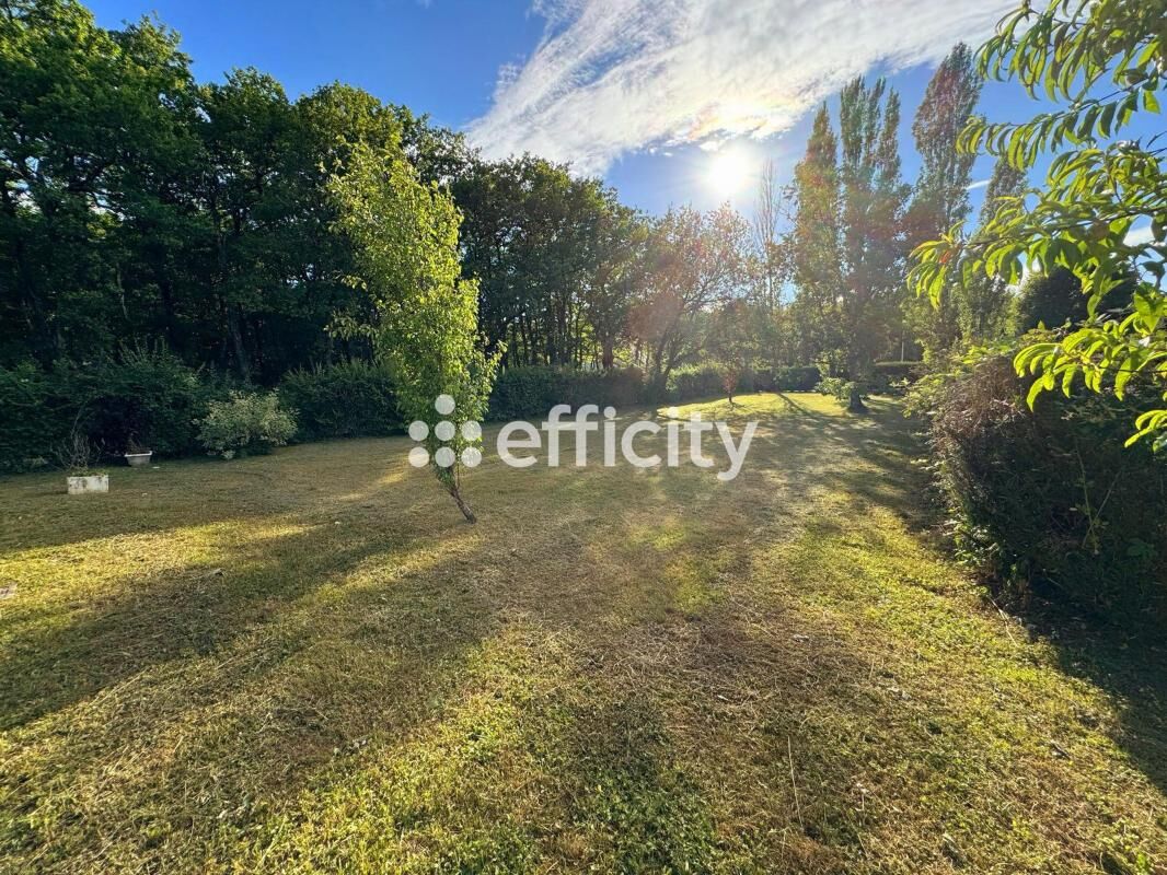 787m² Land in Clarafond-Arcine, France No. 325380