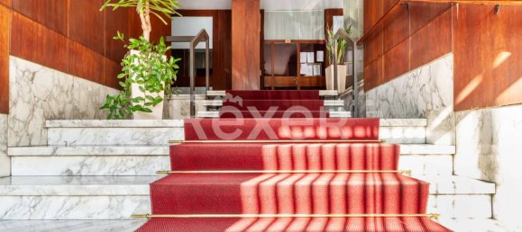 3-salle Appartement à Turin, Italy No. 12302 22