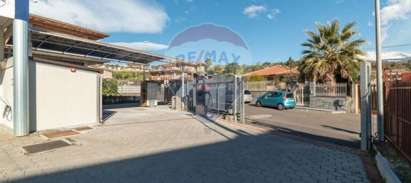 Коммерческая недвижимость с 1 комнатой в Санта Мария ди Ликодия, Италия № 53316 9