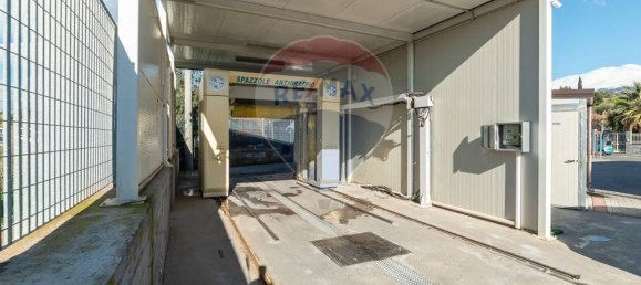 Коммерческая недвижимость с 1 комнатой в Санта Мария ди Ликодия, Италия № 53316 15