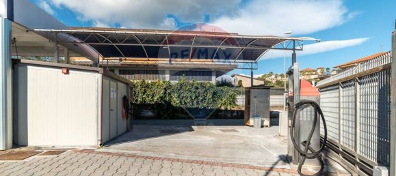 Коммерческая недвижимость с 1 комнатой в Санта Мария ди Ликодия, Италия № 53316 23