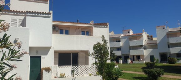 2 Schlafzimmer Haus in Quarteira, Portugal, Nr. 137804 3