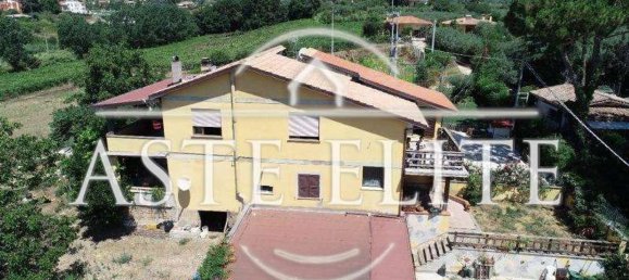 6غرفة شقة في Velletri, Italy رقم 203505 2