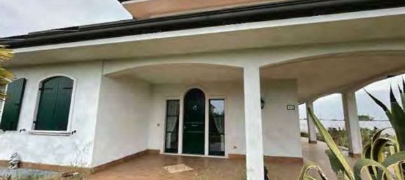 Villa de 10 habitaciónes en Roverbella, Italy No. 298746 15