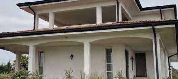 Villa de 10 habitaciónes en Roverbella, Italy No. 298746 6