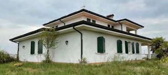 Villa de 10 habitaciónes en Roverbella, Italy No. 298746 12