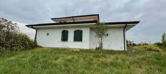 Villa de 10 habitaciónes en Roverbella, Italy No. 298746 11