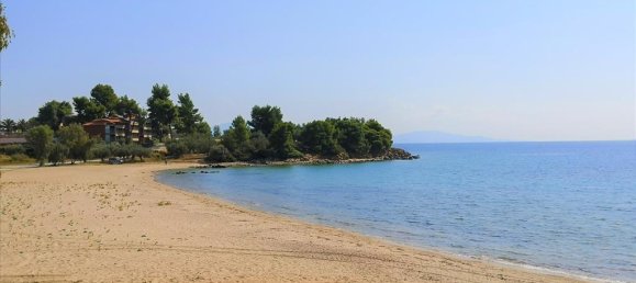 30600m² Hotel in Polygyros, Greece No. 5422 15