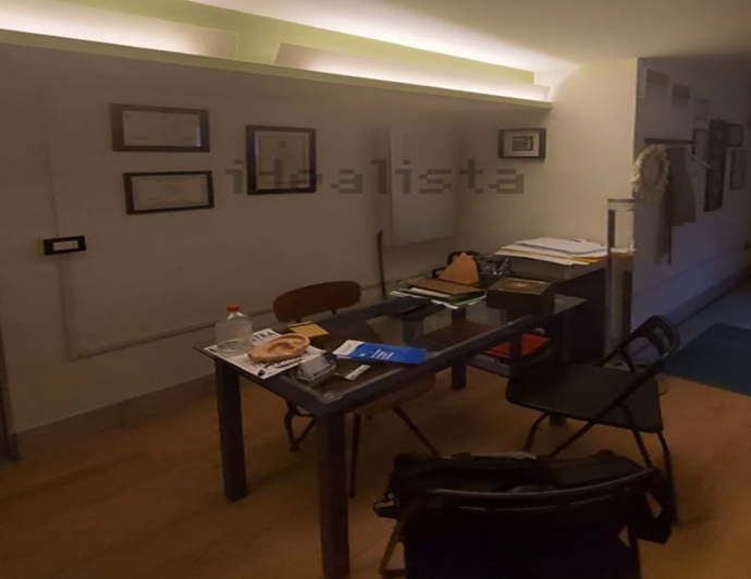 1غرفة عقار تجاري في Naples, Italy رقم 130664