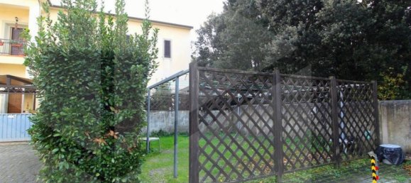 Квартира с 2 комнатами в Кальчиная, Италия № 22088 12