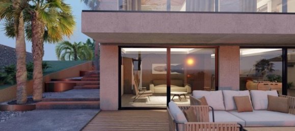 Villa 2+4 in Istanbul, Turkey No. 2527 5