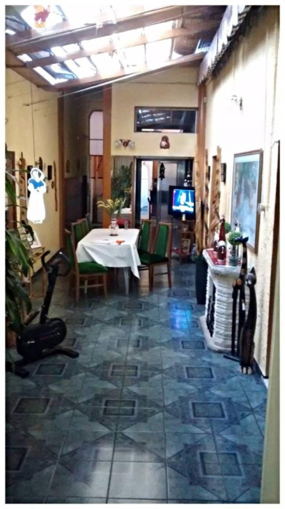 5 bedrooms House in Buenos Aires, Argentina No. 82314