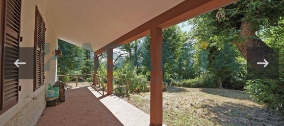 4 bedrooms Villa in Castel del Piano, Italy No. 270945 9