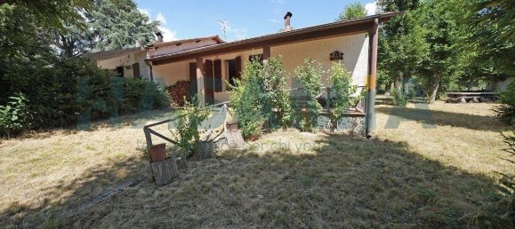 4 bedrooms Villa in Castel del Piano, Italy No. 270945 7