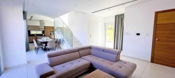 3 غرف نوم فيلا في Mesa Geitonia, Cyprus رقم 6780 6