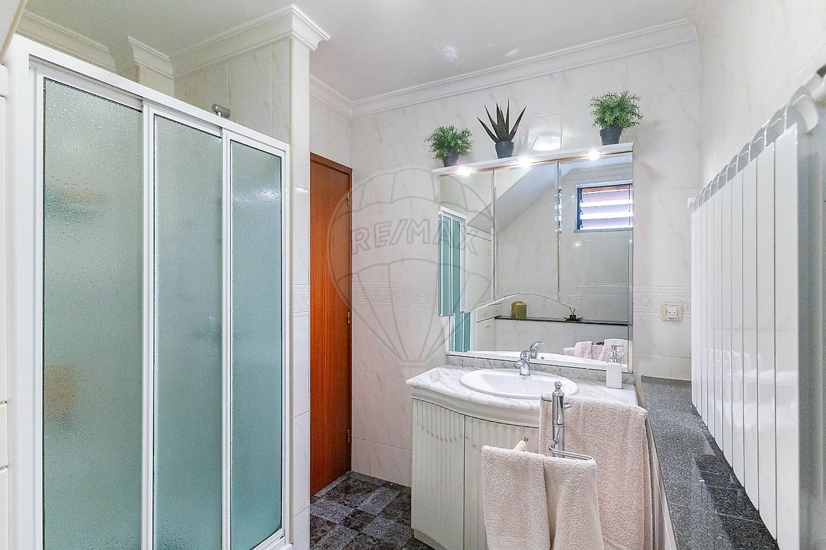 3 bedrooms House in Porto, Portugal No. 177225