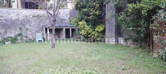 3 bedrooms Apartment in Seravezza, Italy No. 251606 11