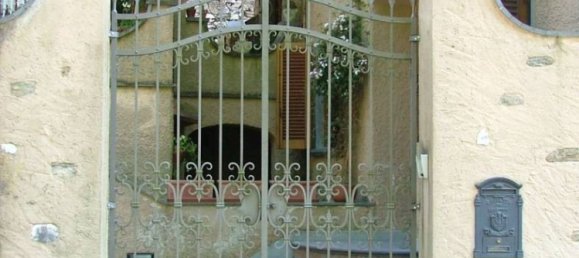 3 bedrooms Apartment in Seravezza, Italy No. 251606 9