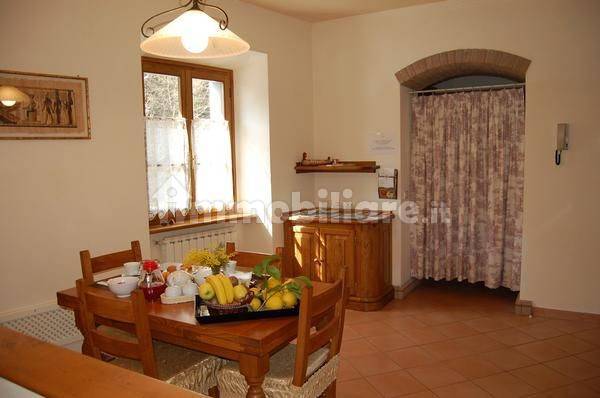 3 bedrooms Apartment in Seravezza, Italy No. 251606