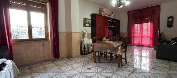 5-salle Appartement à Naples, Italy No. 36054 26