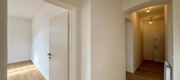 2 rooms Apartment in Penzing, Austria No. 240496 12