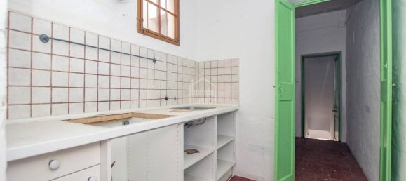 420m² Commercial property in Mahon, Spain No. 3777 10