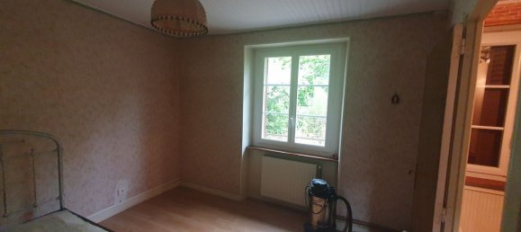 2 bedrooms House in Cantal, France No. 288870 5