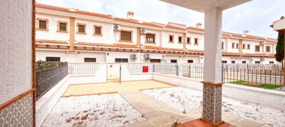 3 bedrooms Townhouse in San Miguel de Salinas, Spain No. 191225 5