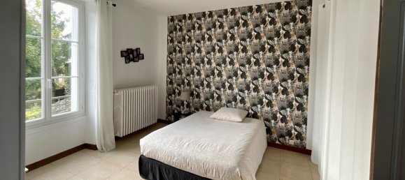 4 bedrooms House in Mehun-sur-Yevre, France No. 226126 5